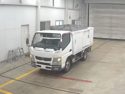 MITSUBISHI CANTER