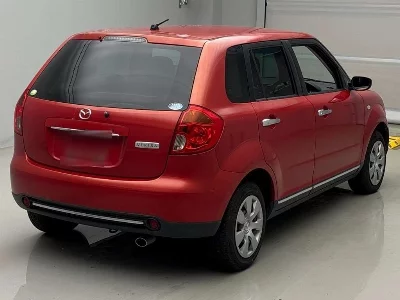 Mazda Verisa