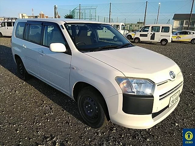 Toyota Succeed  с аукциона в Японии