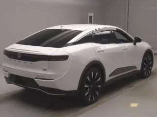 TOYOTA CROWN CROSSOVER