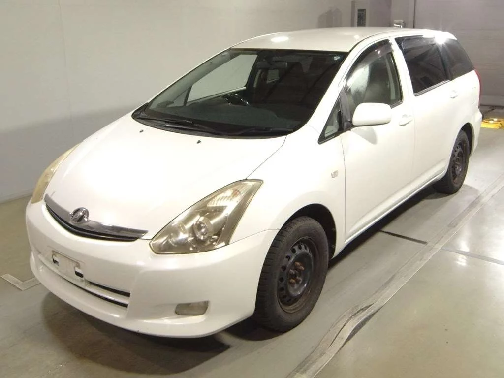Toyota Wish  с аукциона в Японии