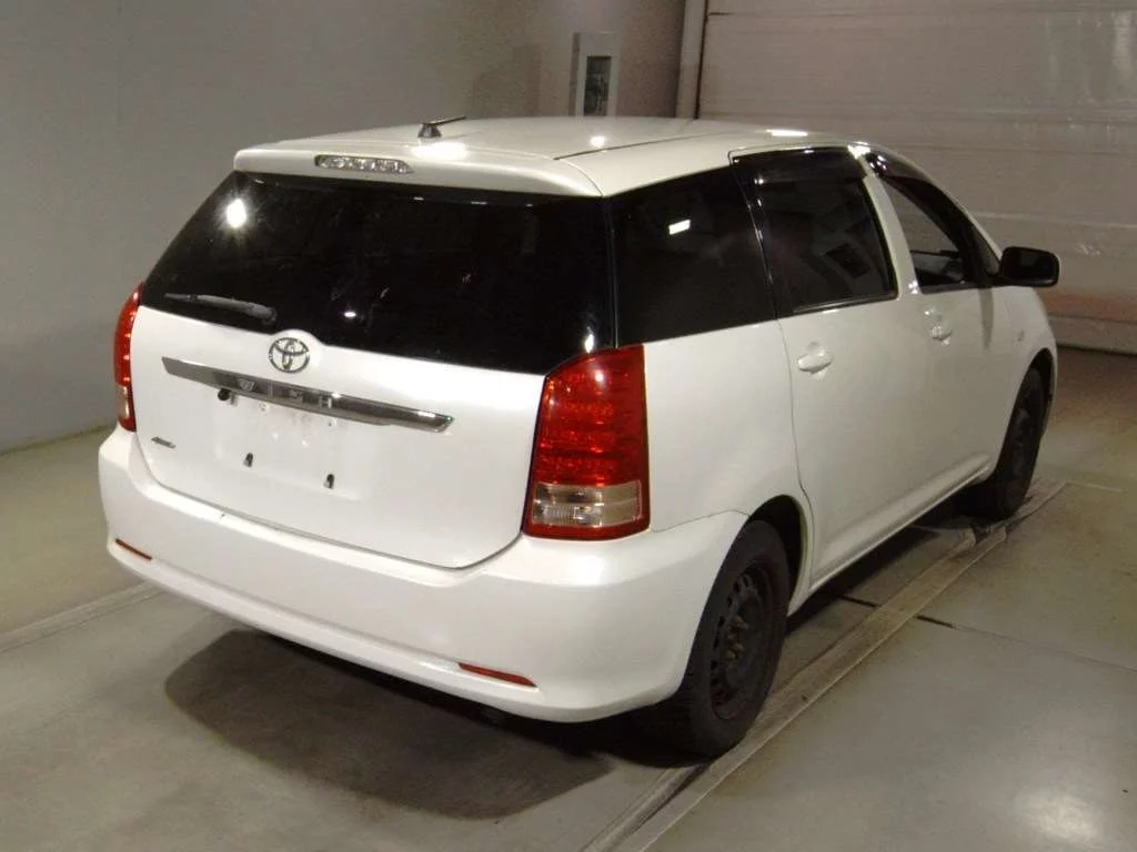 Toyota Wish  с аукциона в Японии