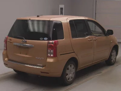 Toyota Raum