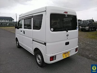 NISSAN NV100 CLIPPER