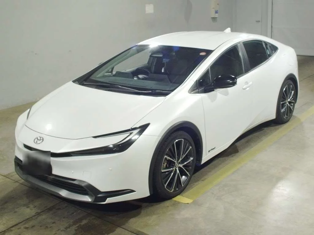 Toyota Prius  с аукциона в Японии