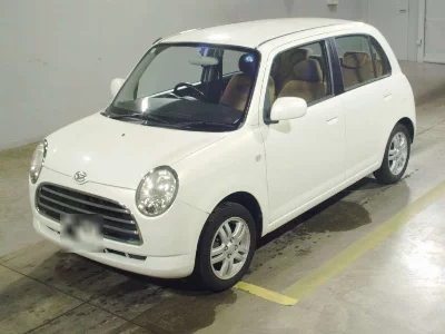 Daihatsu Mira Gino