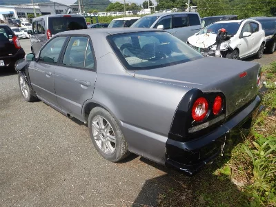 NISSAN SKYLINE