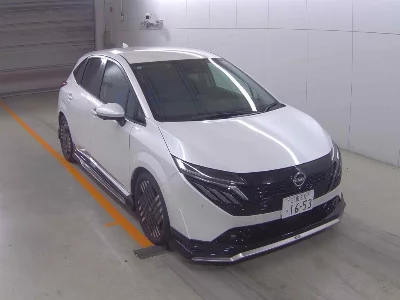 NISSAN AURA