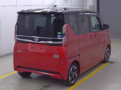 NISSAN ROOX