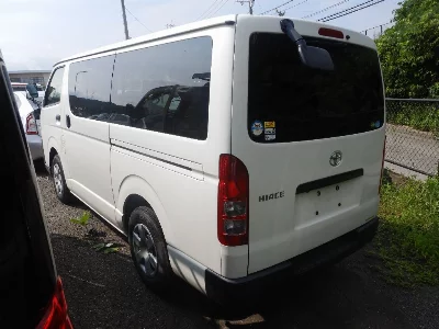 Toyota HiAce Van