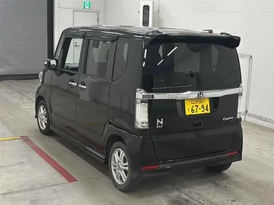 Honda N BOX CUSTOM