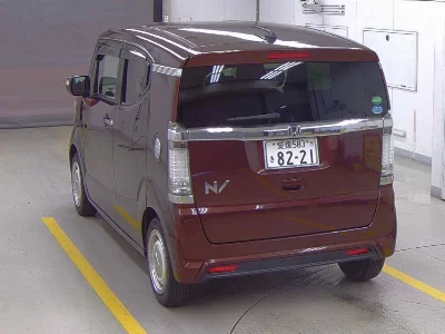 Honda N-Box Slash