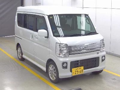 NISSAN NV100 CLIPPER RIO