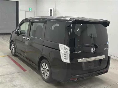 Honda STEPWGN SPADA