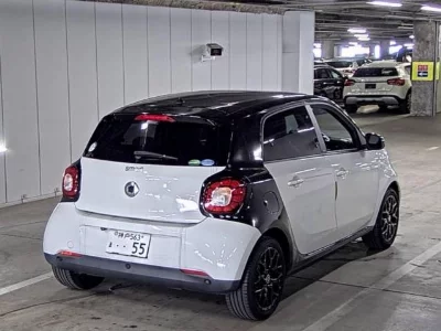 SMART FOURFOUR