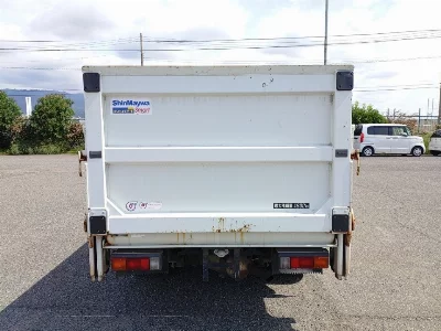MITSUBISHI CANTER