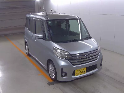 NISSAN DAYZ ROOX