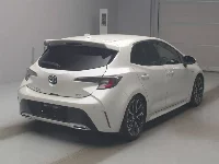 Цена авто Toyota Corolla Hatchback с аукционов Японии, номер кузова ZWE211H, пробег 62 000, оценка 3