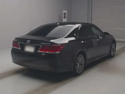 Toyota CROWN HYBRID