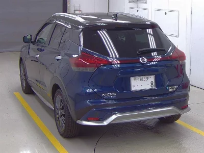 NISSAN KICKS