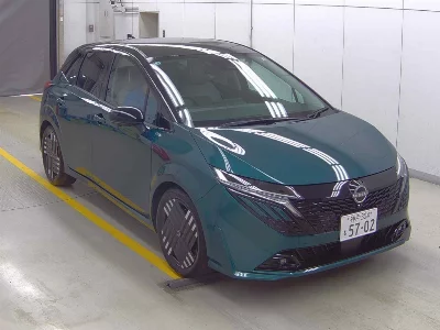 NISSAN AURA