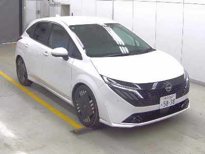 NISSAN AURA