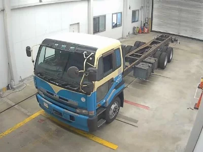 NISSAN UD