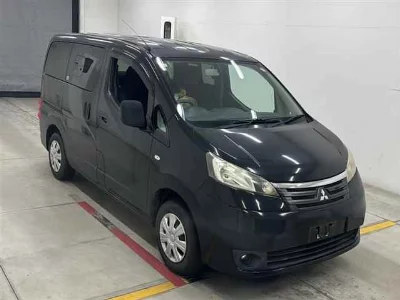 MITSUBISHI DELICA D:3