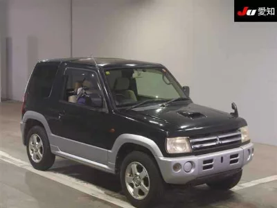 MITSUBISHI PAJERO MINI