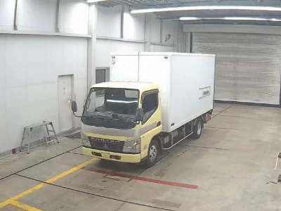 MITSUBISHI CANTER