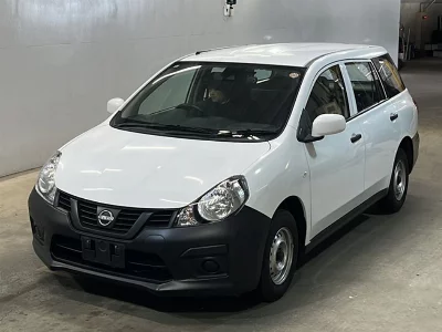 NISSAN AD
