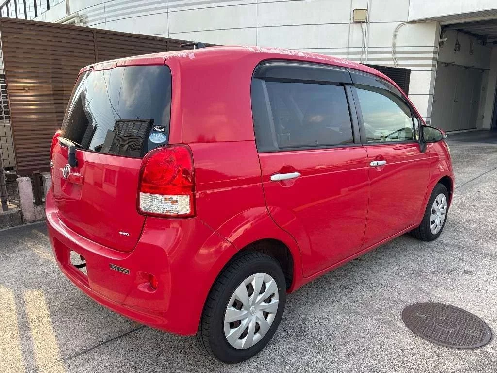 Toyota Porte  с аукциона в Японии