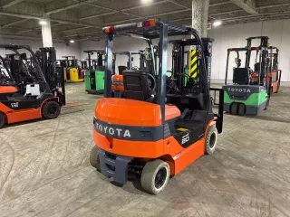 Цена авто Toyota  FORKLIFT с аукционов Японии, номер кузова 8FB20, пробег 0, оценка 13