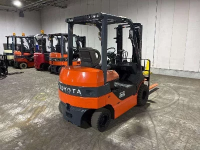 Toyota  FORKLIFT