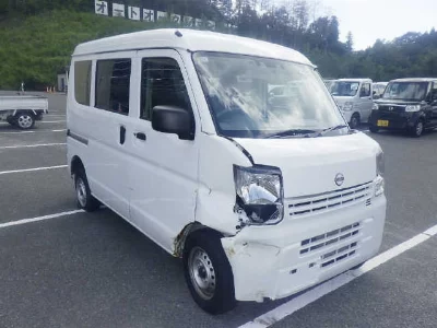 NISSAN CLIPPER VAN