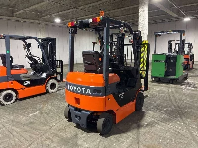 Toyota  FORKLIFT