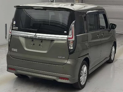 MITSUBISHI DELICA D:2