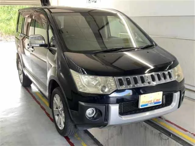 Mitsubishi Delica D:5  с аукциона в Японии