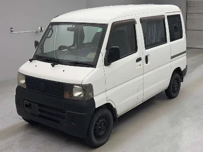 NISSAN CLIPPER VAN