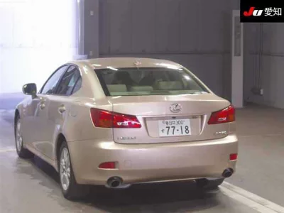 LEXUS IS