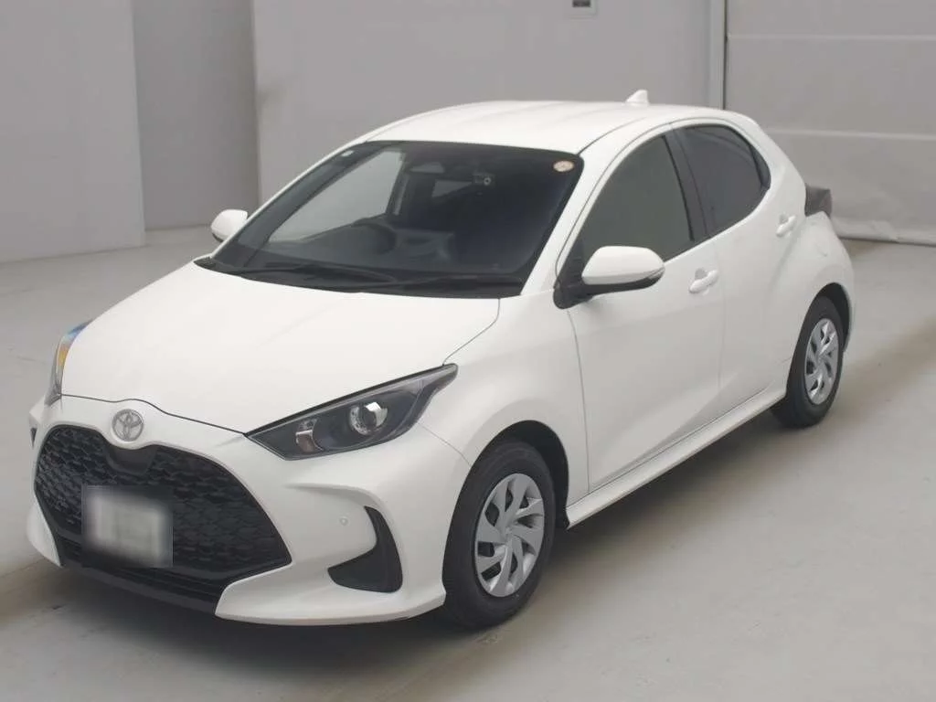 Toyota Yaris  с аукциона в Японии
