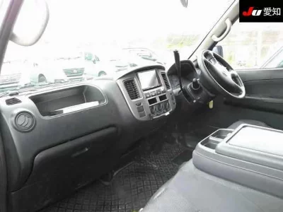NISSAN CARAVAN