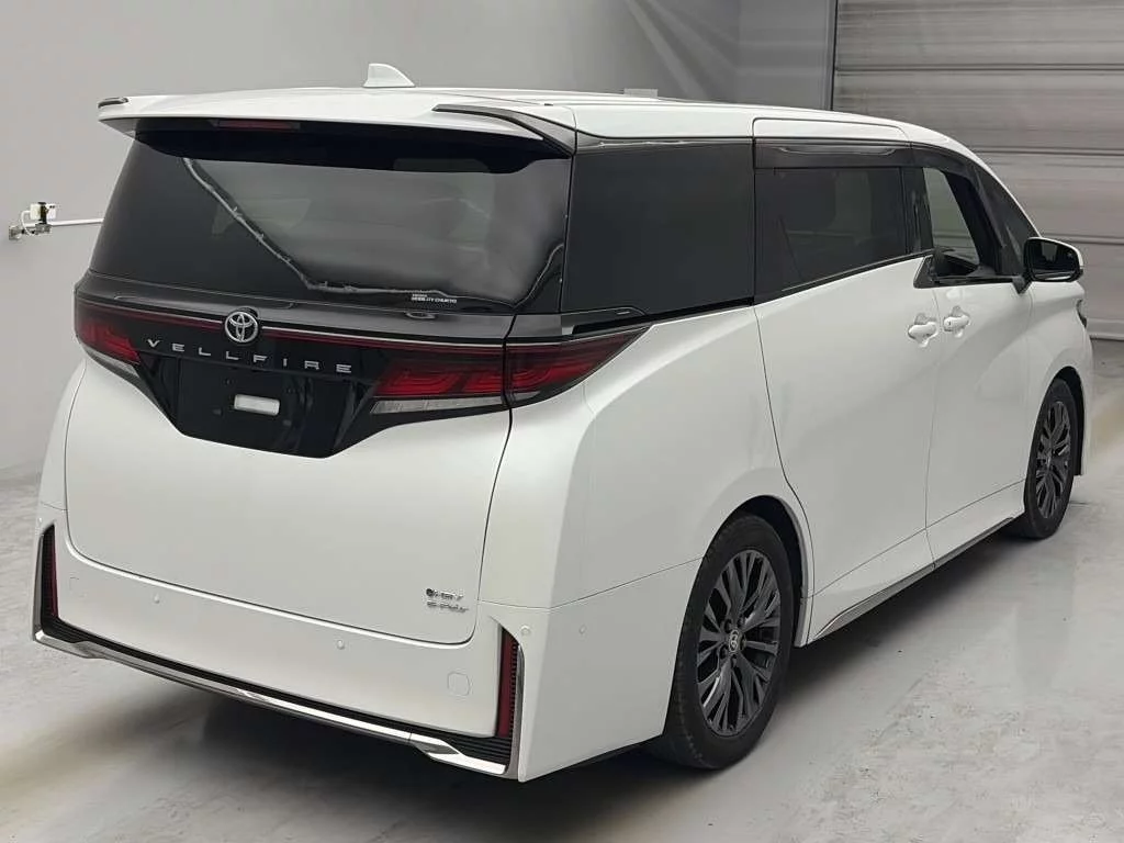Toyota Vellfire  с аукциона в Японии