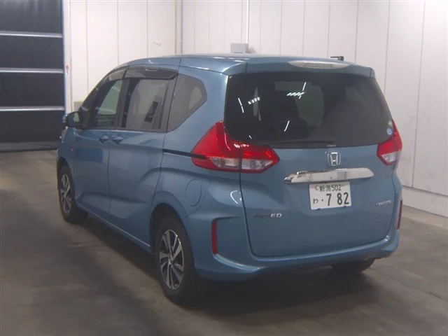 Honda Freed  с аукциона в Японии
