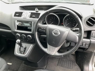 NISSAN LAFESTA