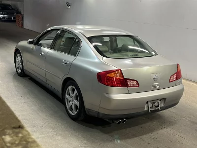 NISSAN SKYLINE