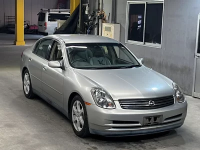 NISSAN SKYLINE