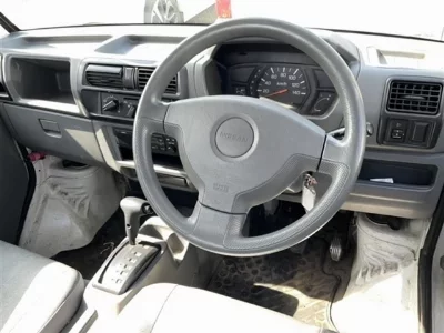 NISSAN CLIPPER