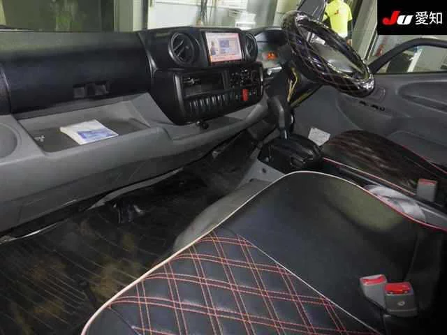 Toyota ToyoAce  с аукциона в Японии