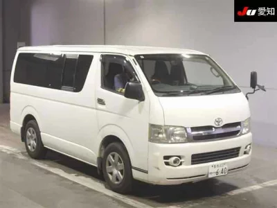 Toyota HiAce Van
